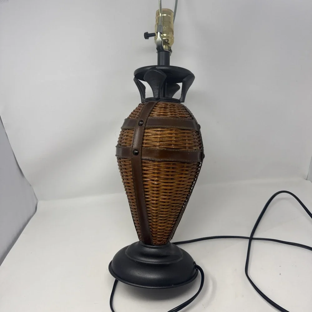 Vintage Rattan Wicker Bamboo Table Lamp Light Cottage core Teaky Boho Brown